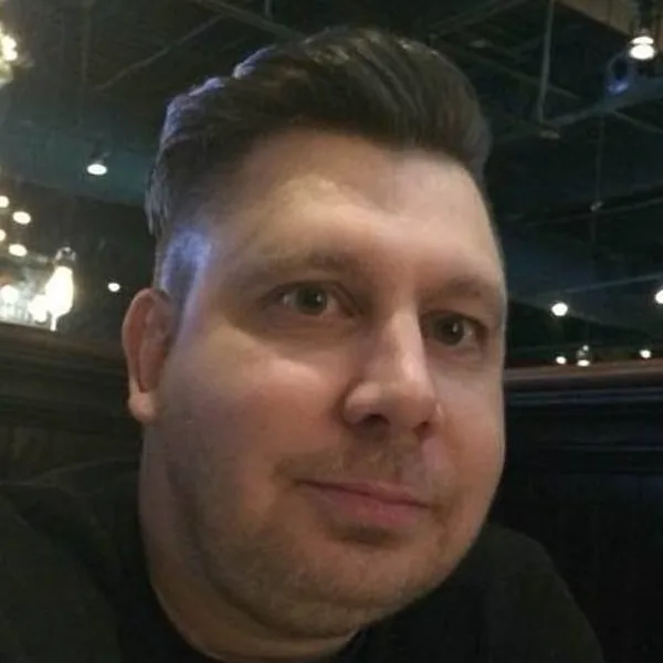 Ed Elliott, Co-Founder and CEO of AI Travel Studio